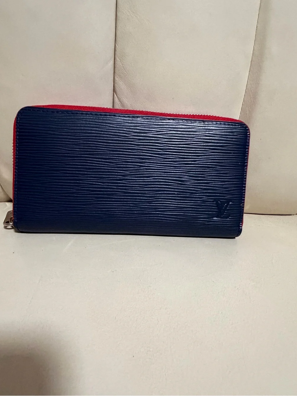 Louis Vuitton classic louis